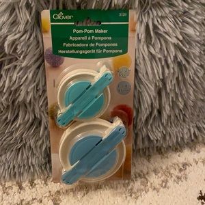 💜Clover Pom-Pom Maker